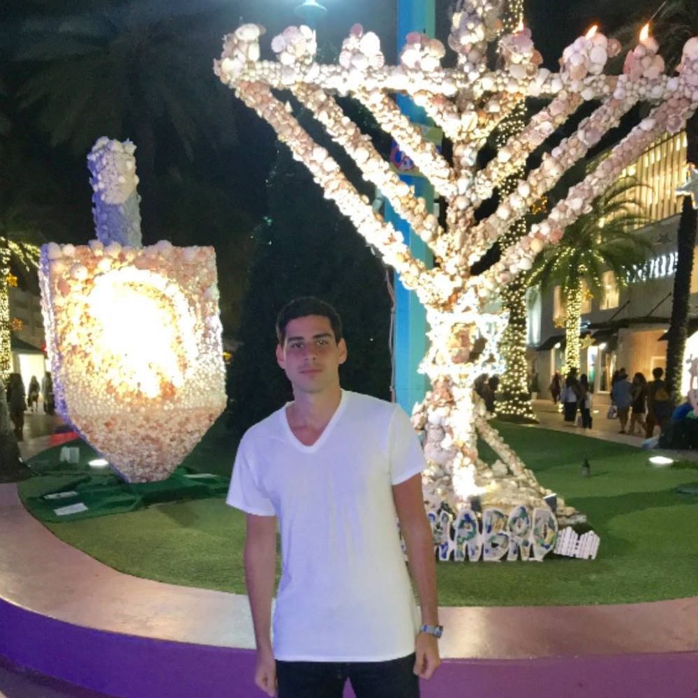 Meet your Posher, Mark